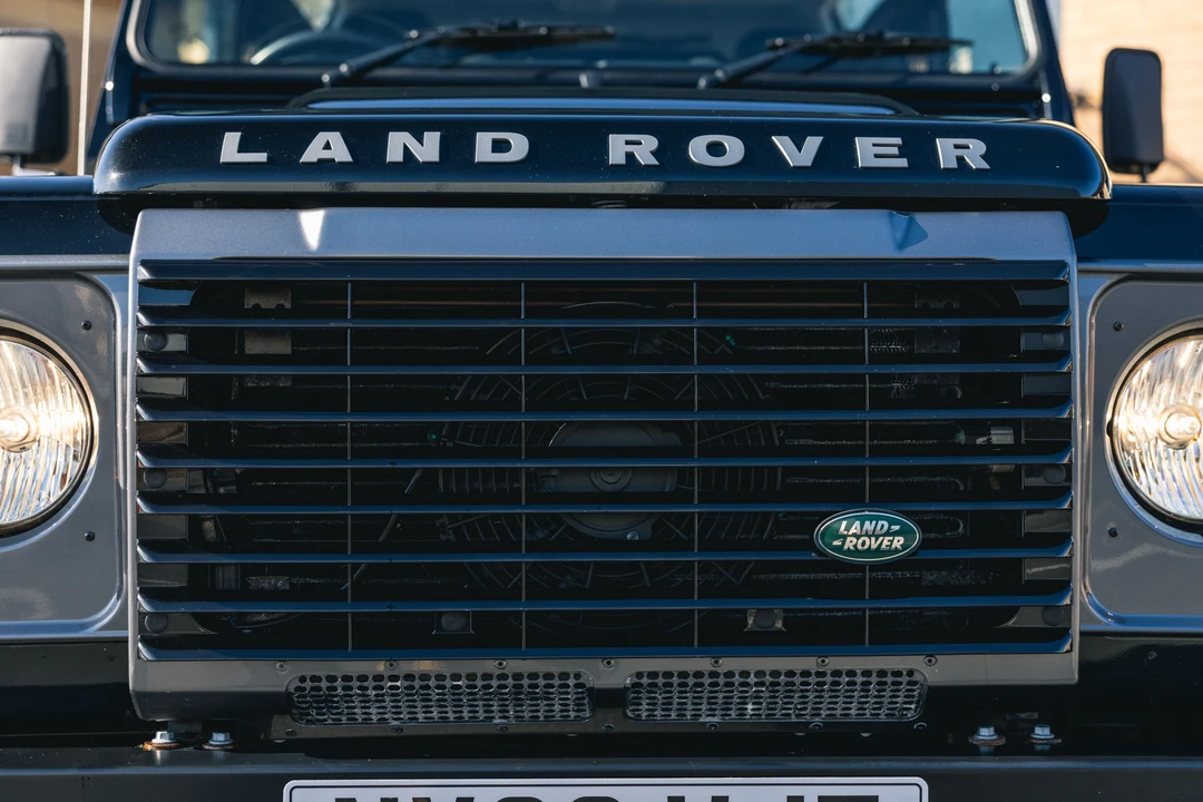 2013 Land Rover Defender 90 - Image 28 of 31