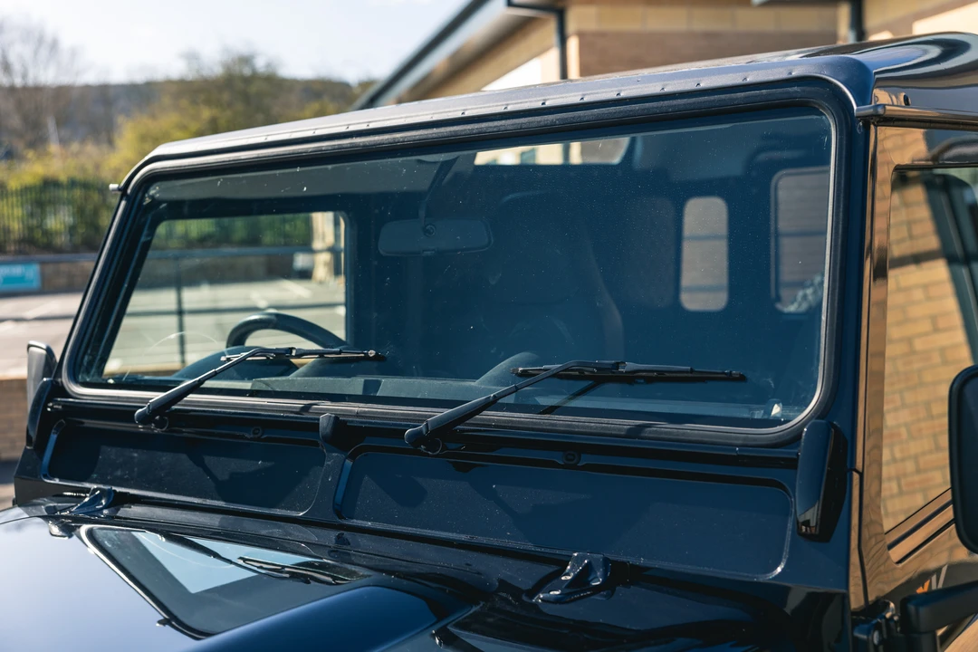 2013 Land Rover Defender 90 - Image 31 of 31