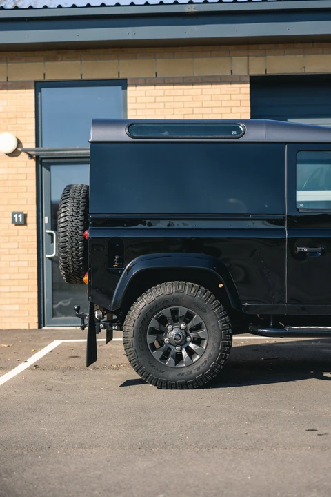 2013 Land Rover Defender 90 - Image 22 of 31