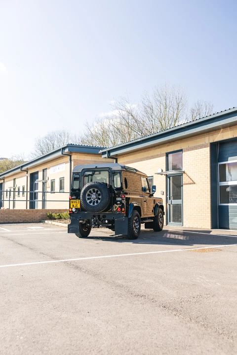2013 Land Rover Defender 90 - Image 12 of 31