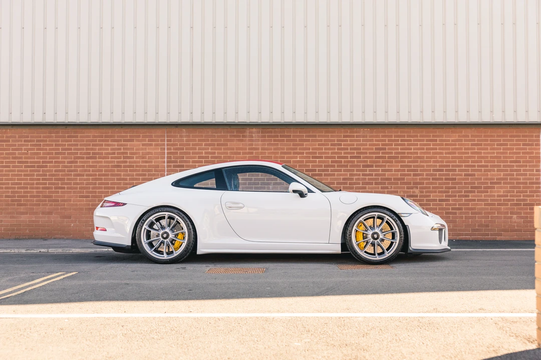 2016 Porsche 991 R - Image 18 of 31