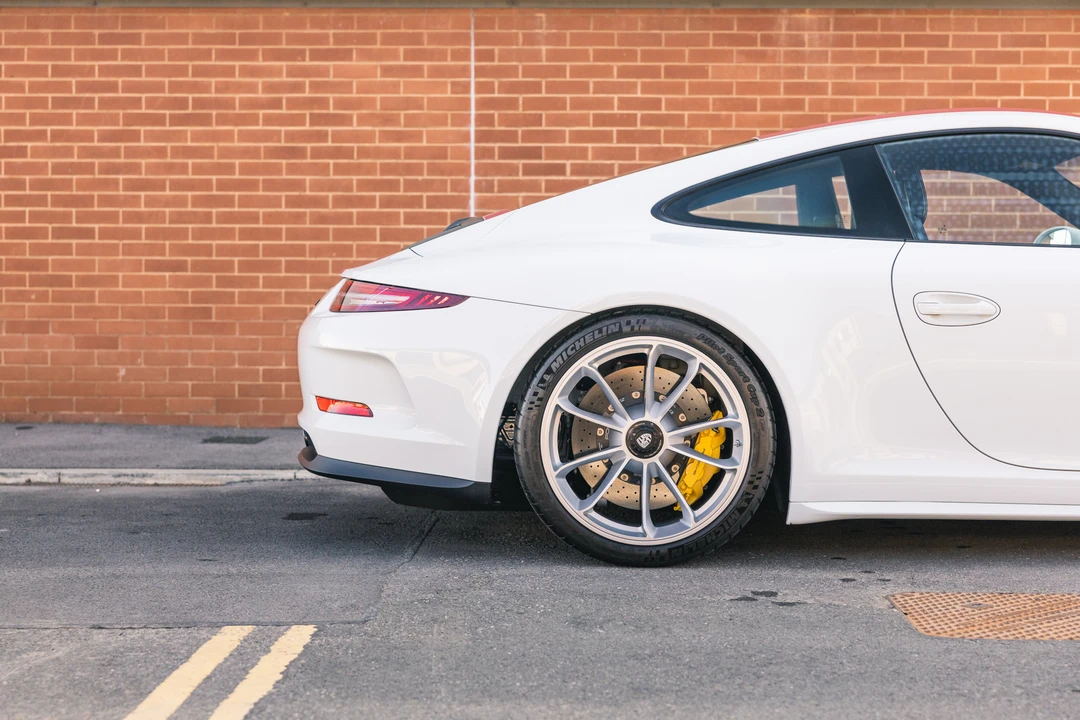 2016 Porsche 991 R - Image 23 of 31