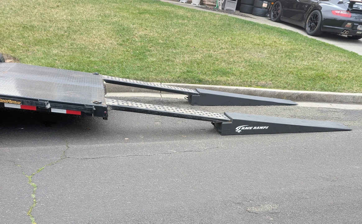 2017 - Image 7 of 27