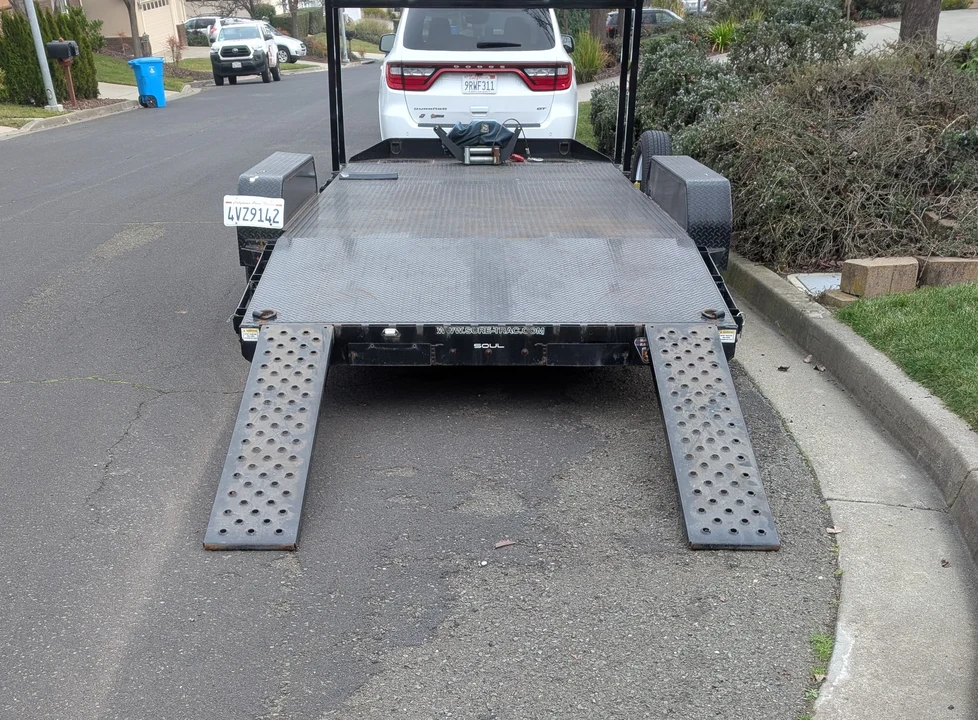 2017 - Image 10 of 27