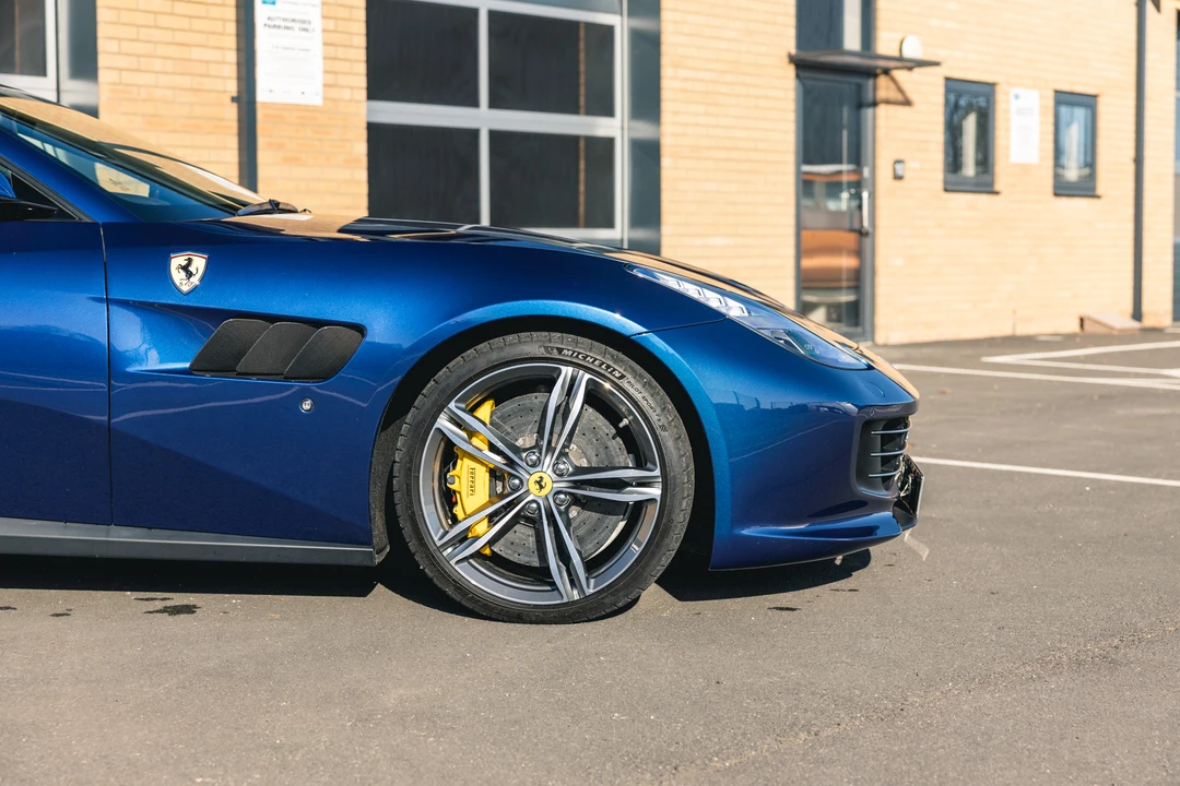 2018 Ferrari GTC4Lusso - Image 24 of 31