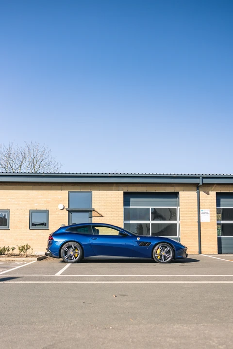2018 Ferrari GTC4Lusso - Image 9 of 31