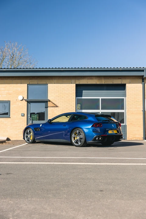 2018 Ferrari GTC4Lusso - Image 12 of 31