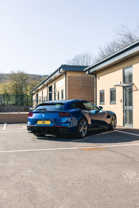 2018 Ferrari GTC4Lusso - Image 10 of 31