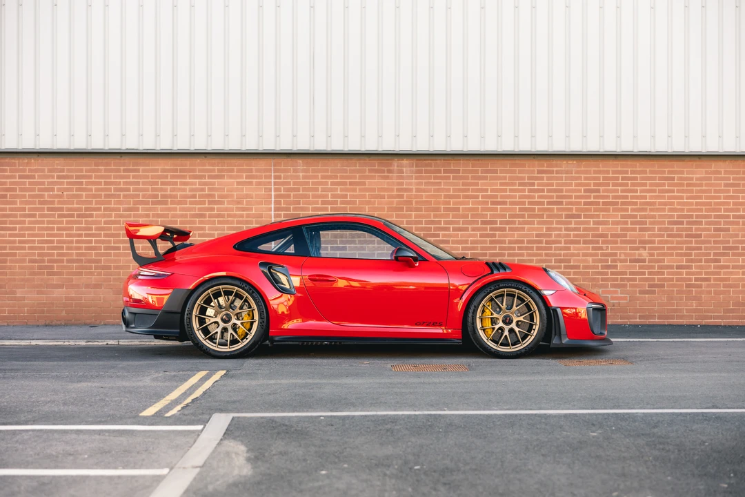 2018 Porsche 991 GT2 RS - Image 11 of 31
