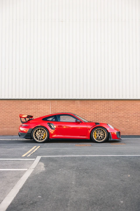 2018 Porsche 991 GT2 RS - Image 27 of 31