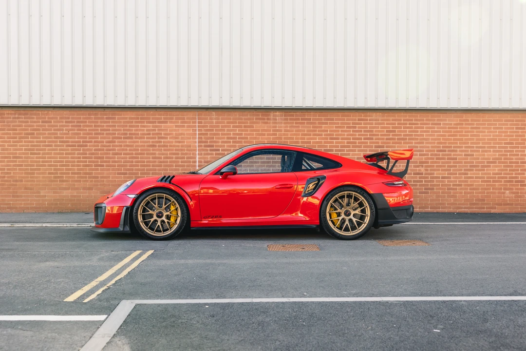 2018 Porsche 991 GT2 RS - Image 5 of 31
