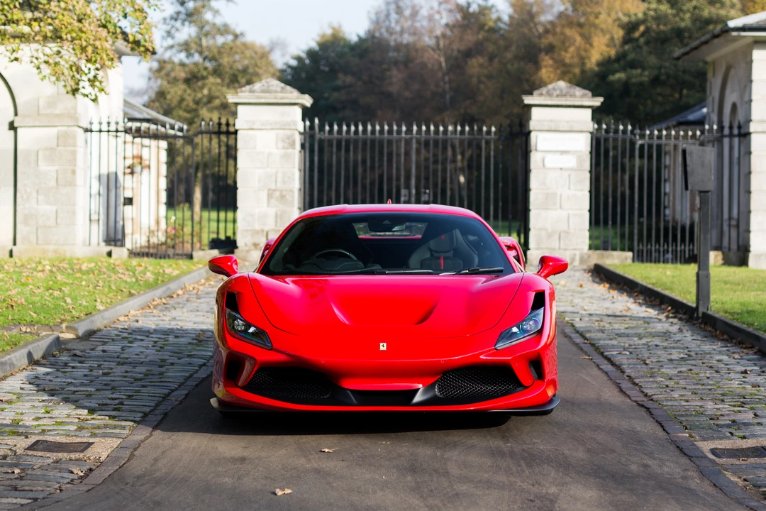 Ferrari F8 Tributo - Image 7 of 31