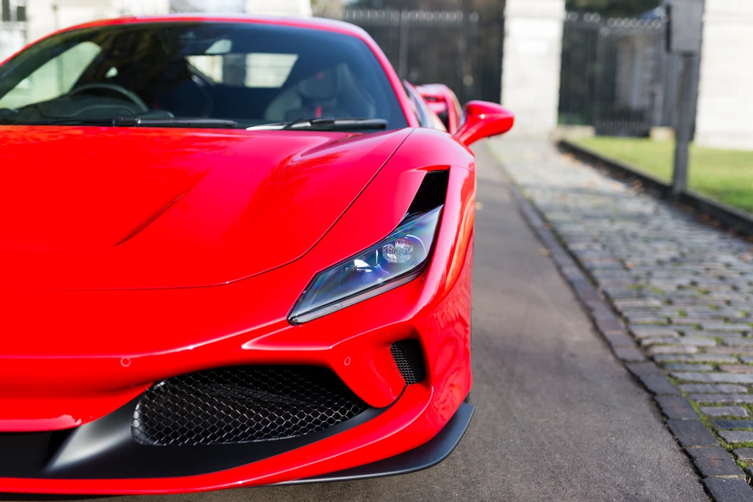 Ferrari F8 Tributo - Image 10 of 31