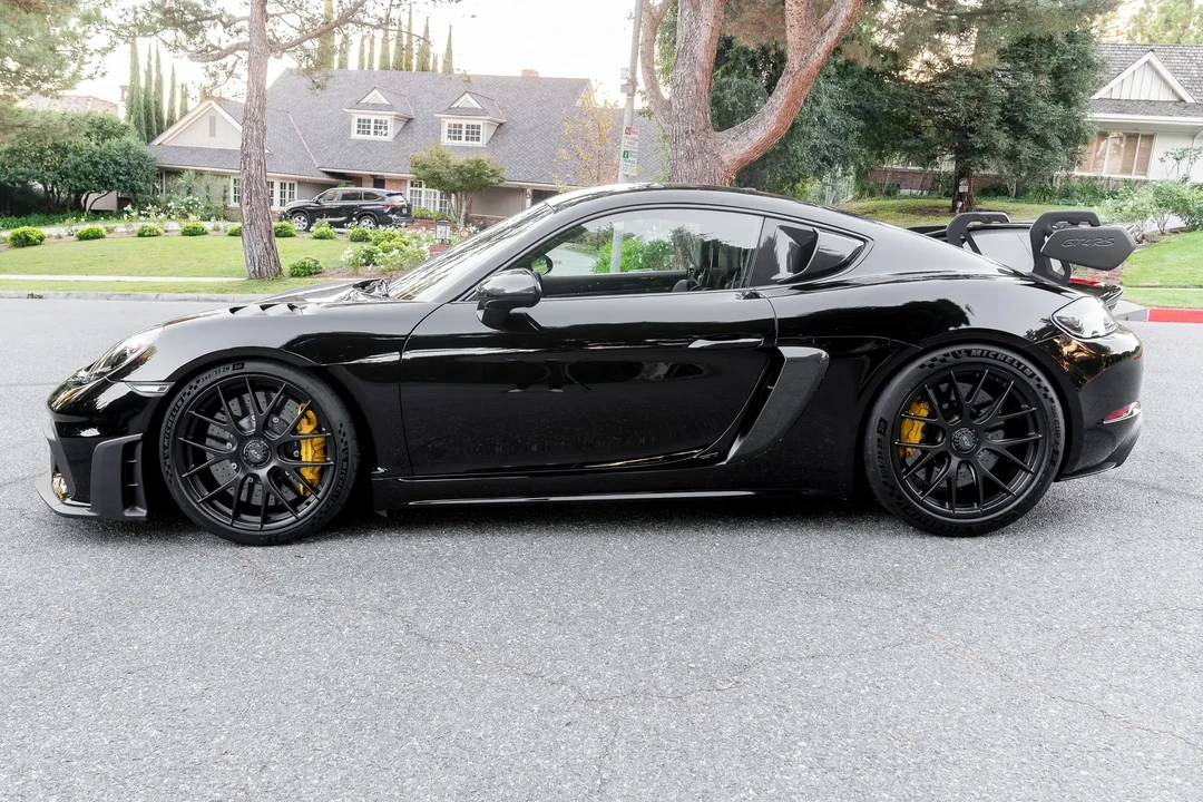 2023 Porsche 718 Cayman GT4 RS - Image 6 of 6