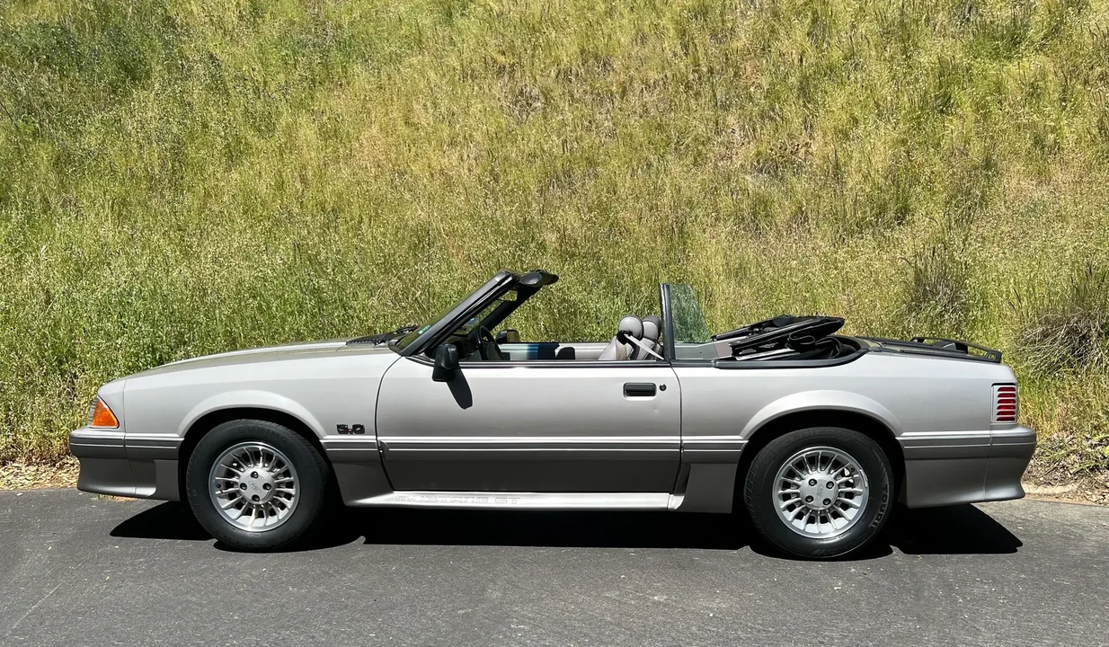 1990 Ford Mustang GT 3rd Gen - Image 4 of 6