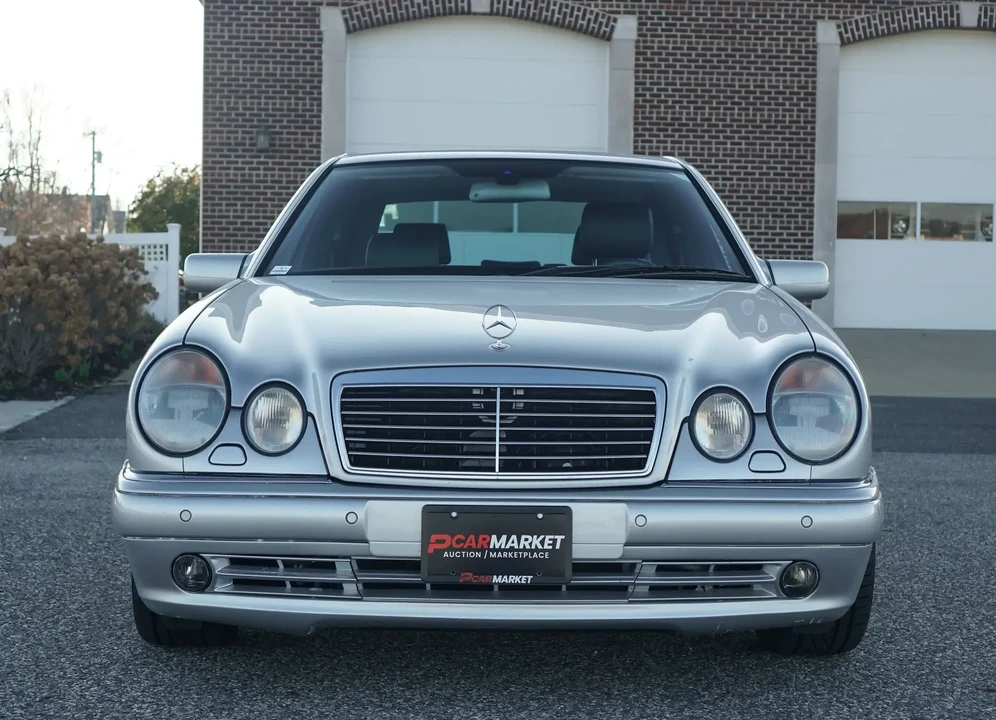 1998 Mercedes-Benz W210 E 36 & E 50 & E 55 & E 60 AMG - Image 2 of 6