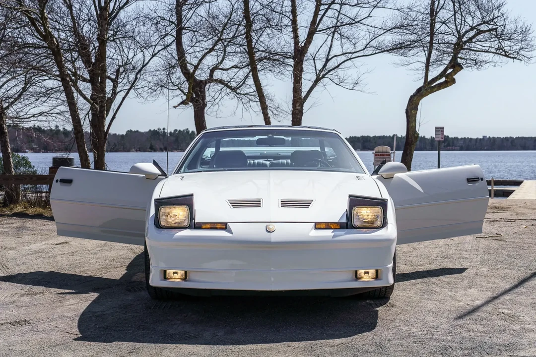 1989 Pontiac Firebird Trans Am 3rd Gen - Image 3 of 6