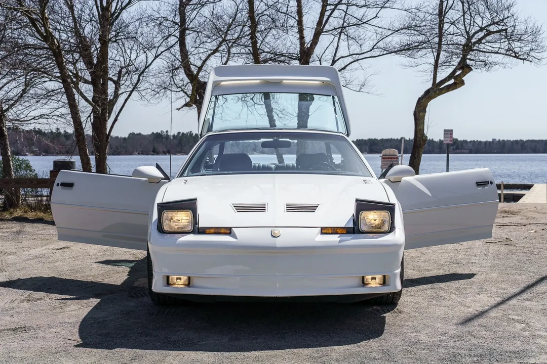 1989 Pontiac Firebird Trans Am 3rd Gen - Image 5 of 6
