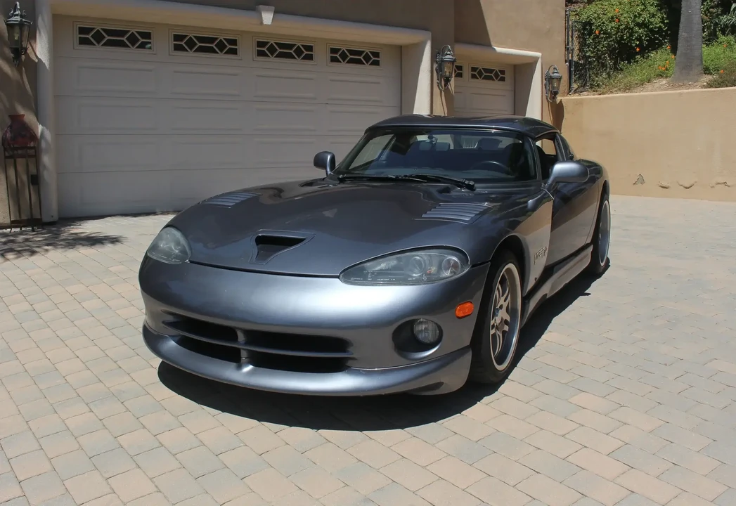 2000 Dodge Viper 2nd Gen - Image 2 of 6