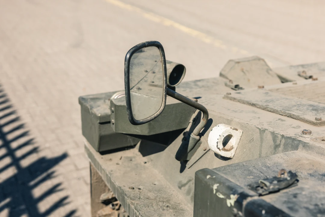 Alvis - Image 31 of 31