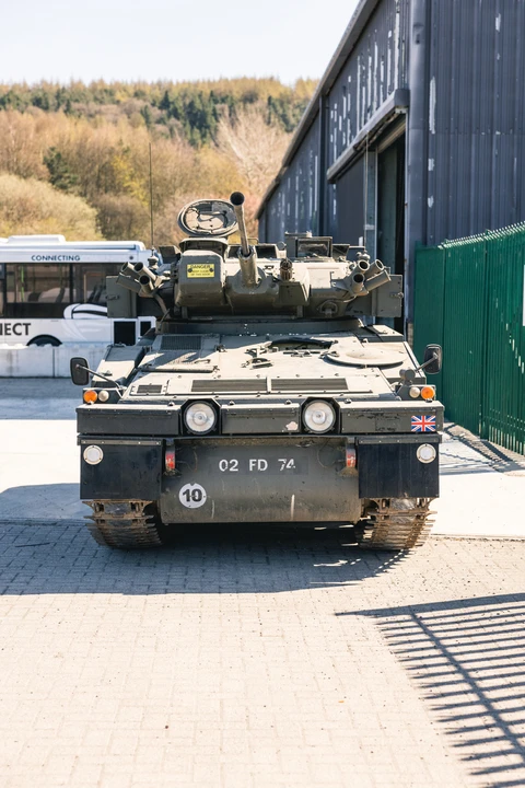 Alvis - Image 24 of 31