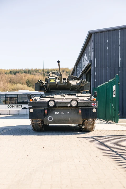 Alvis - Image 25 of 31