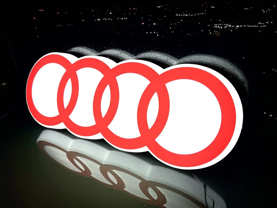 2023 Audi - Image 7 of 19