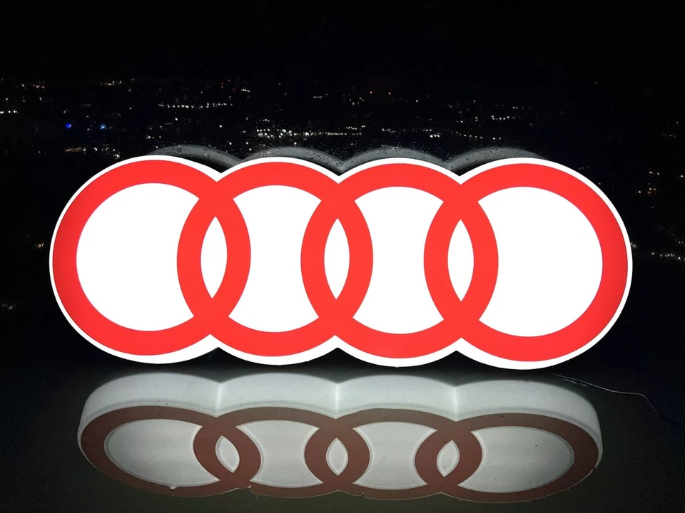 2023 Audi - Image 8 of 19
