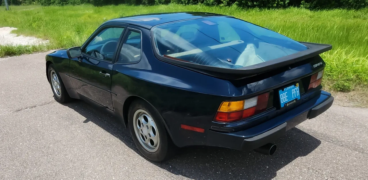 1987 Porsche 944 - Image 5 of 6