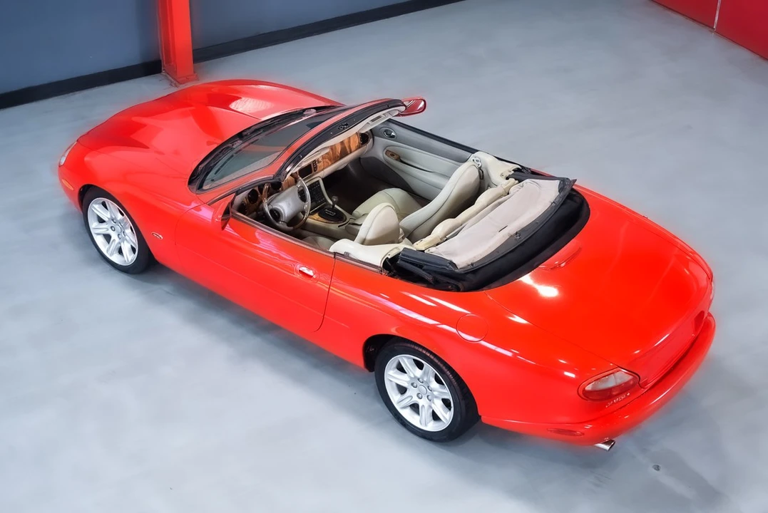 2000 Jaguar X100 XK8 - Image 22 of 30