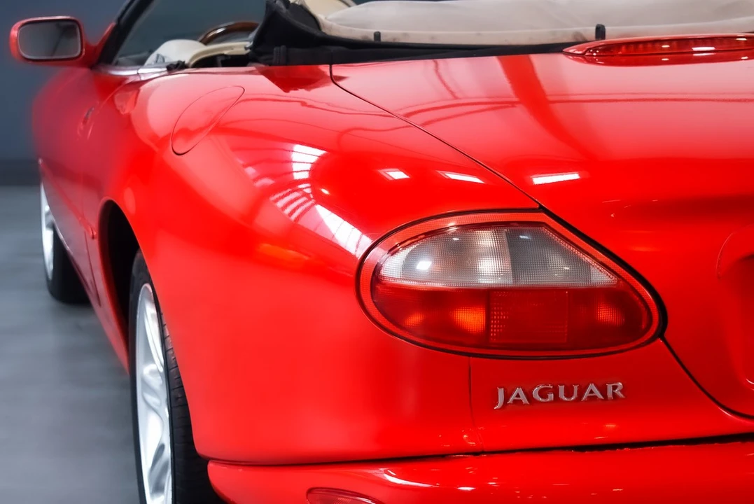 2000 Jaguar X100 XK8 - Image 28 of 30