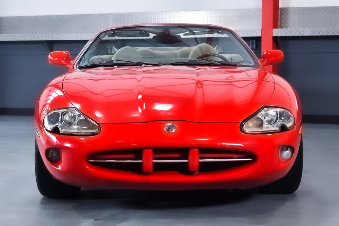 2000 Jaguar X100 XK8 - Image 3 of 30