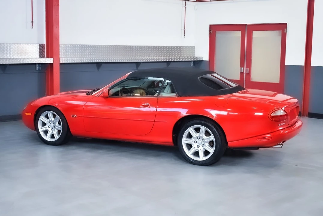 2000 Jaguar X100 XK8 - Image 24 of 30