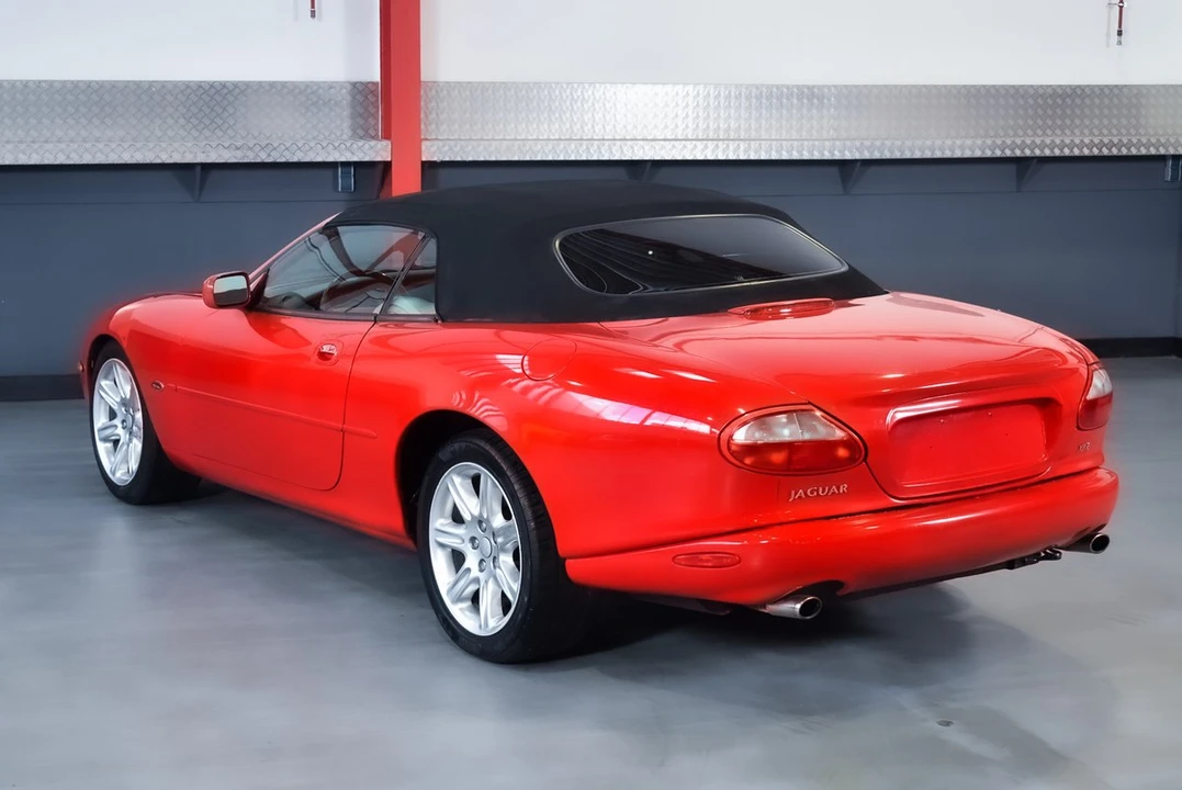 2000 Jaguar X100 XK8 - Image 23 of 30
