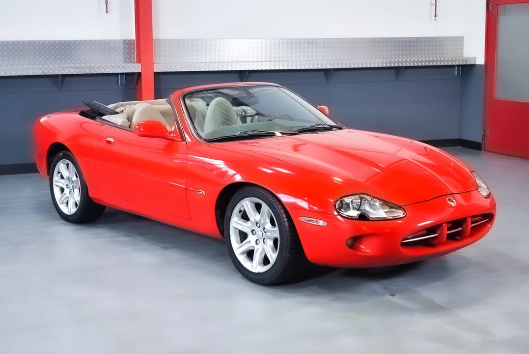 2000 Jaguar X100 XK8 - Image 5 of 30