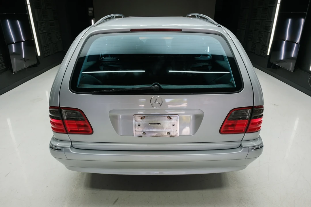 2000 Mercedes-Benz W210 E-Class - Image 12 of 31