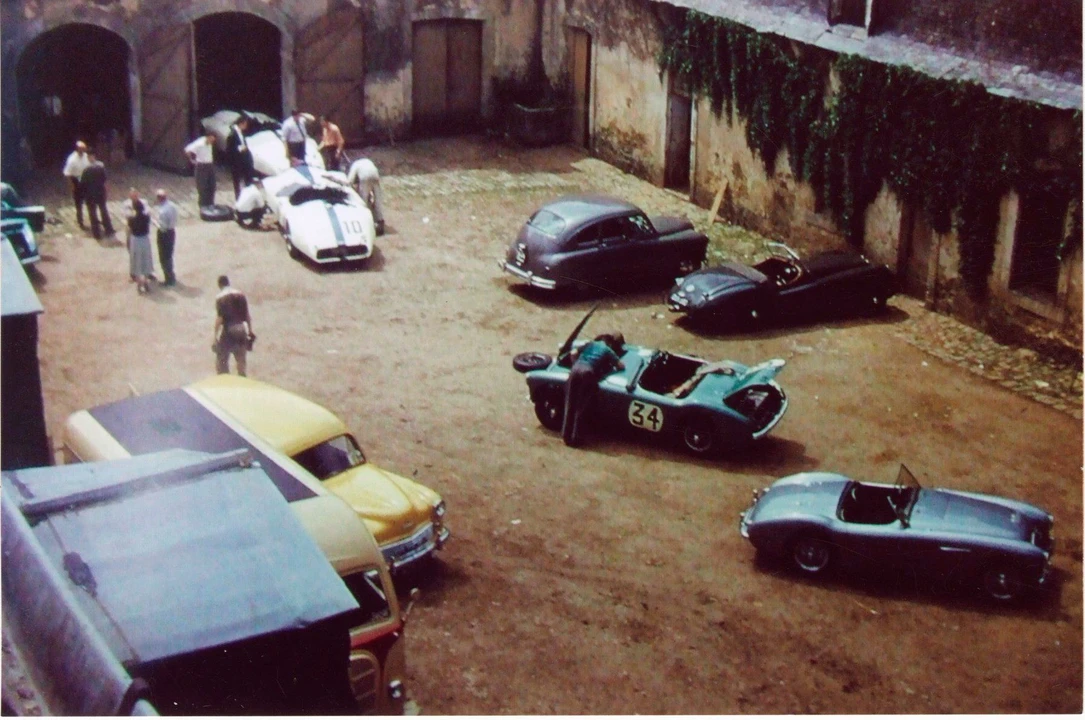 1953 Austin-Healey 100 - Image 25 of 28