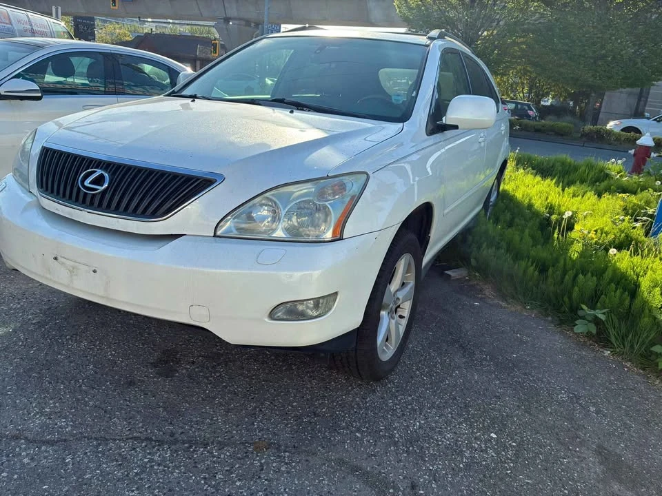 2005 Lexus RX 2nd Gen - Image 5 of 5