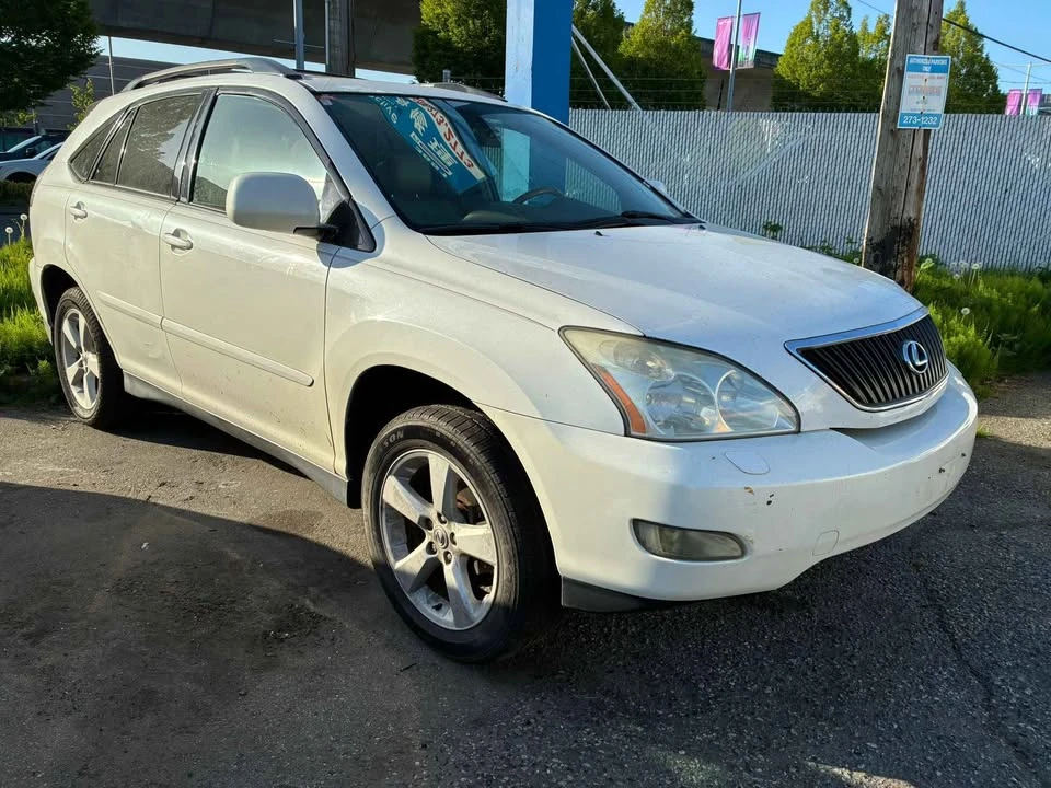 2005 Lexus RX 2nd Gen - Image 4 of 5