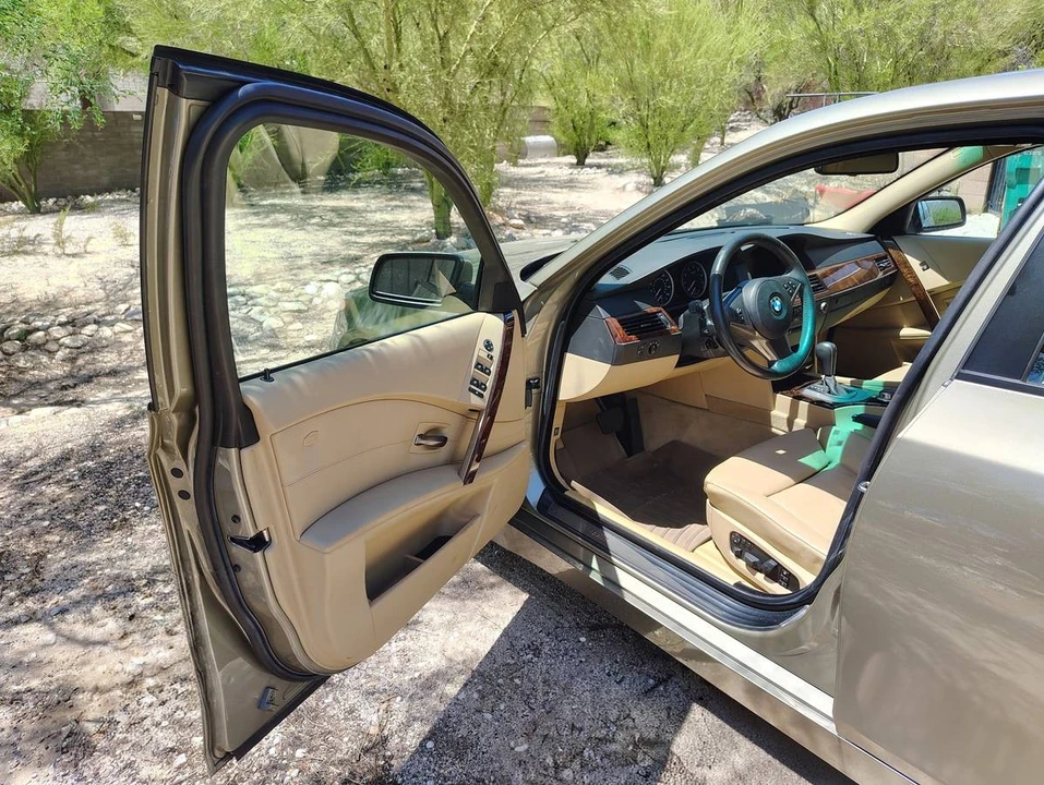 2007 BMW E60 5 Series Sedan - Image 11 of 20