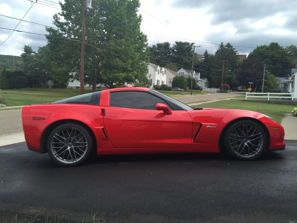 2011 Chevrolet Corvette C6 Z06 - Image 8 of 18