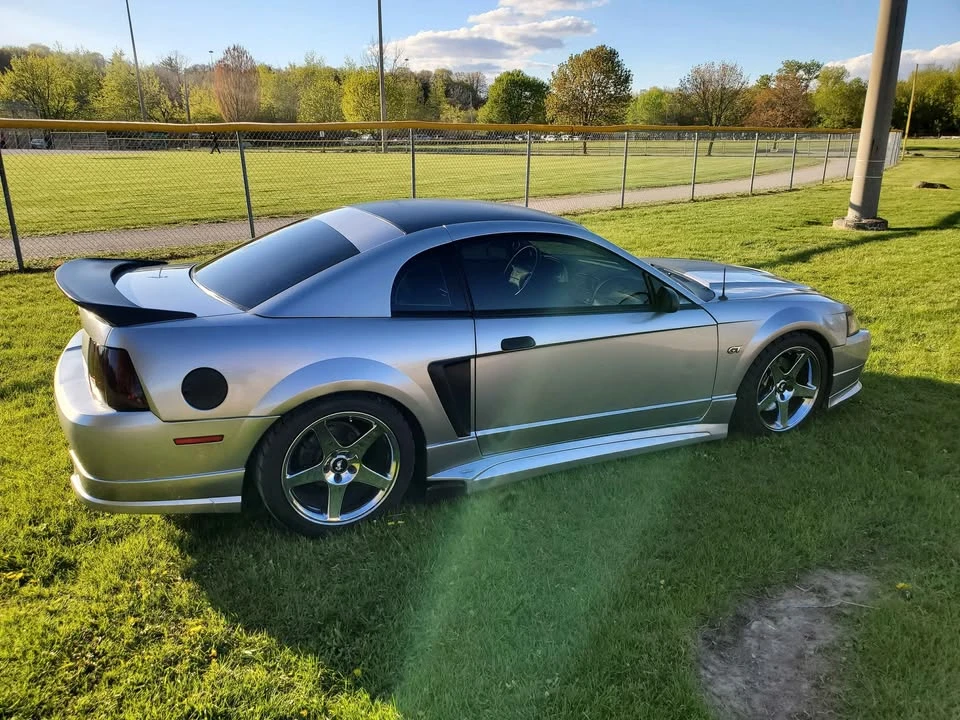 Ford SN95 Mustang - Image 9 of 10