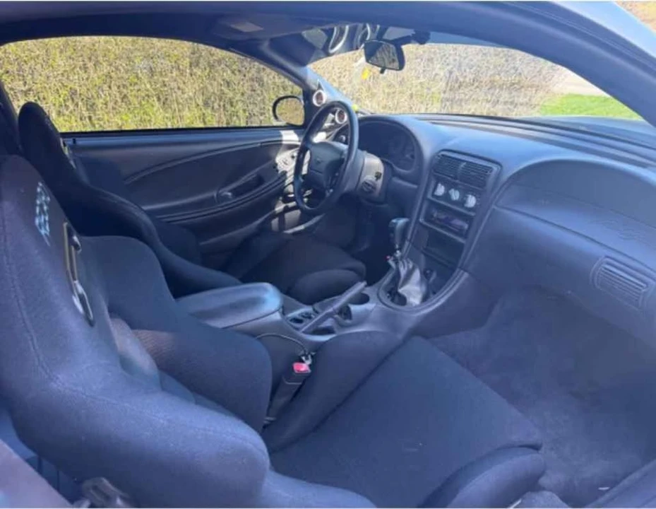 Ford SN95 Mustang - Image 8 of 10