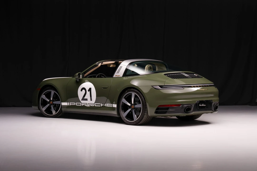 2021 Porsche 992 Targa 4 & 4S - Image 4 of 31
