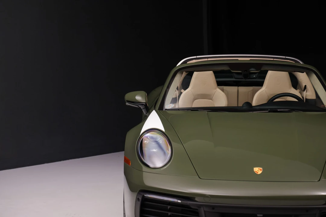 2021 Porsche 992 Targa 4 & 4S - Image 16 of 31