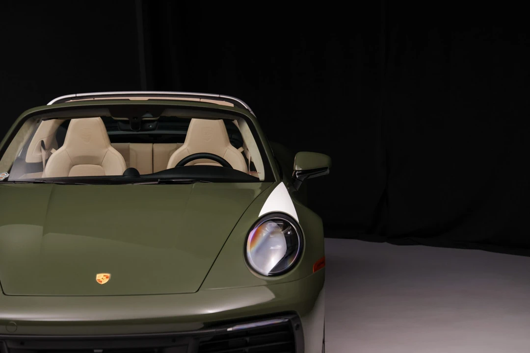 2021 Porsche 992 Targa 4 & 4S - Image 17 of 31