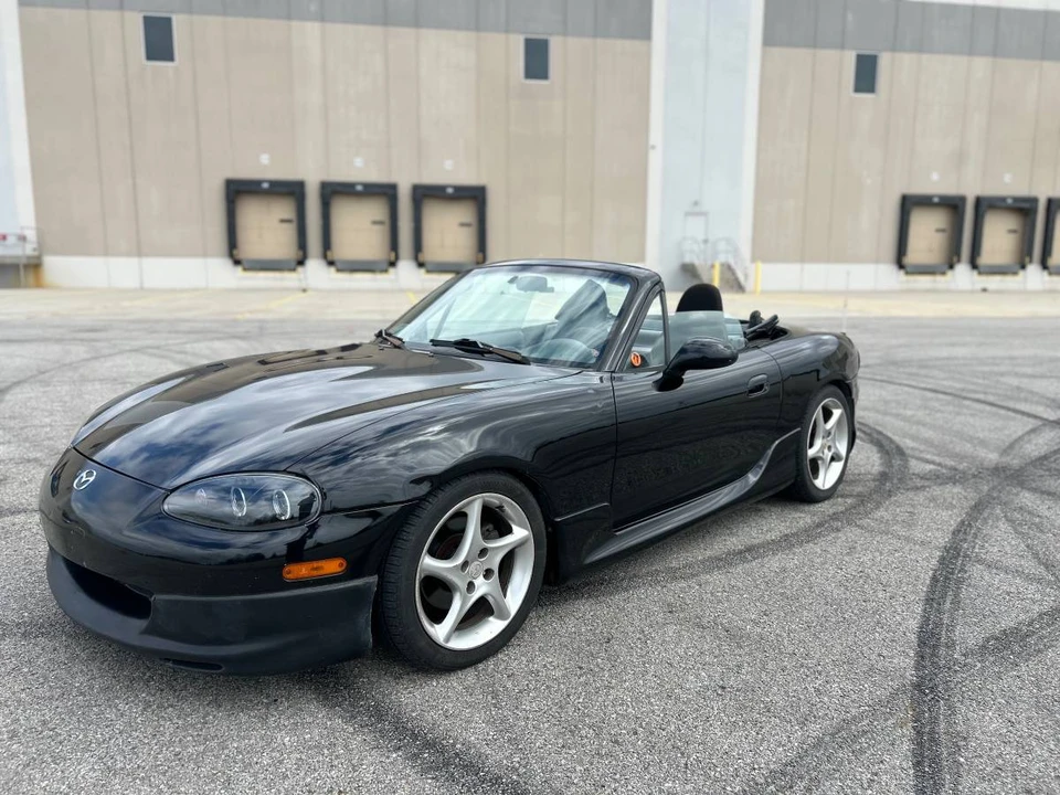 2003 Mazda NB MX-5 Miata - Image 6 of 8