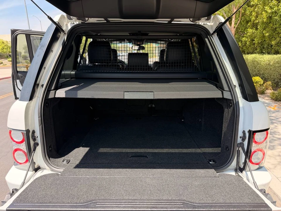 2012 Land Rover Range Rover L322 - Image 9 of 23