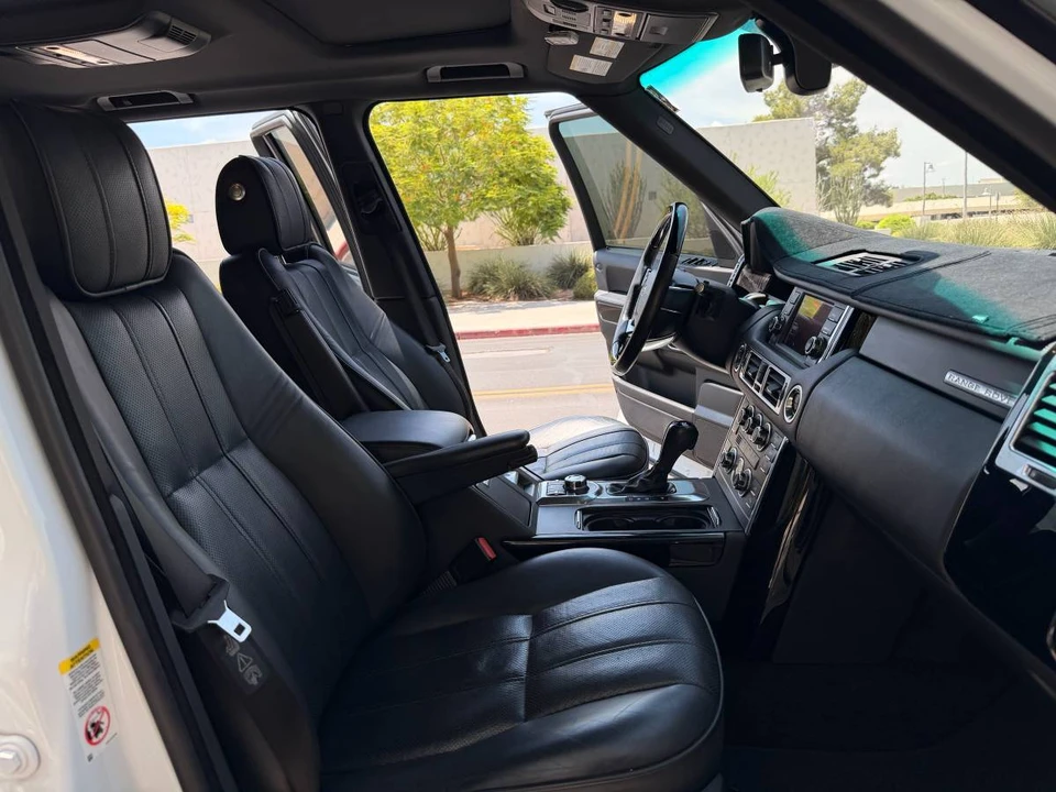 2012 Land Rover Range Rover L322 - Image 11 of 23