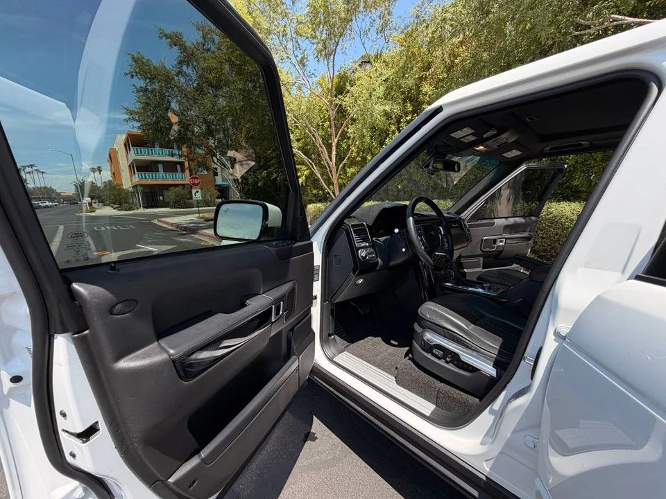 2012 Land Rover Range Rover L322 - Image 15 of 23